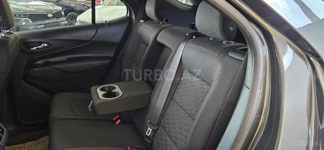 Chevrolet Equinox-2