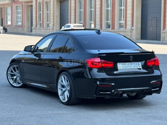 BMW 330-10