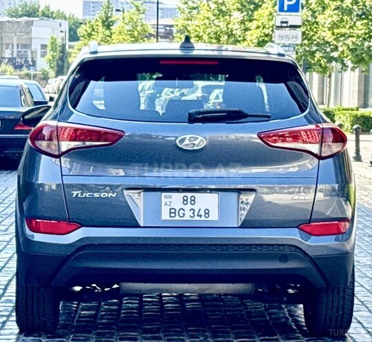 Hyundai Tucson-13