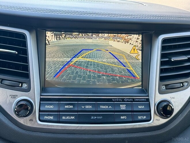 Hyundai Tucson-21
