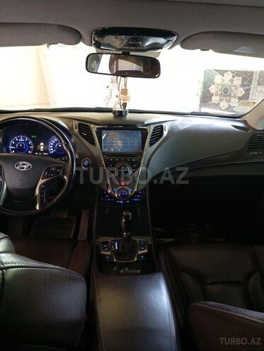 Hyundai Azera-4