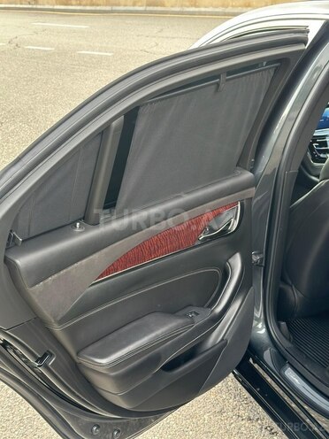 Cadillac CTS-12