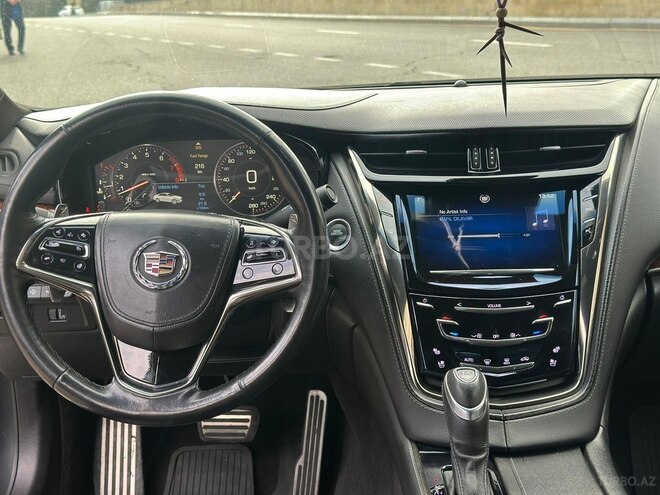 Cadillac CTS-9