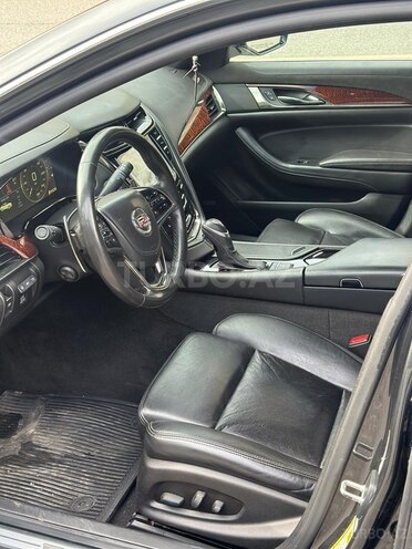 Cadillac CTS-8