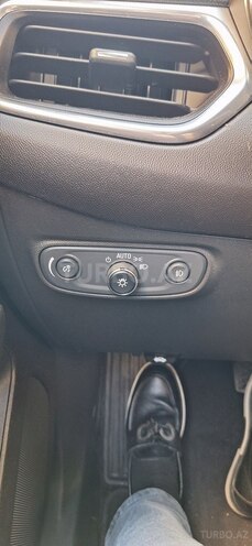 Chevrolet Equinox-21