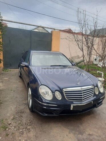 Mercedes E 270-13