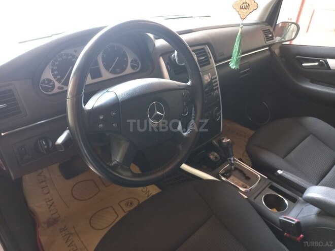 Mercedes B 170-5