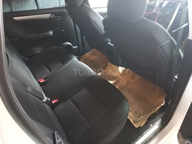 Mercedes B 170-7