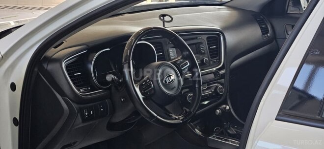 Kia Optima-13