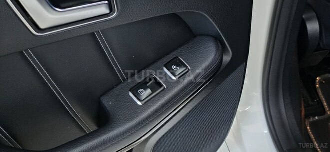 Mercedes E 250-9