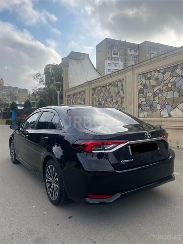 Toyota Corolla-4