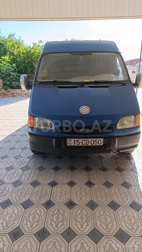 Ford Transit-2