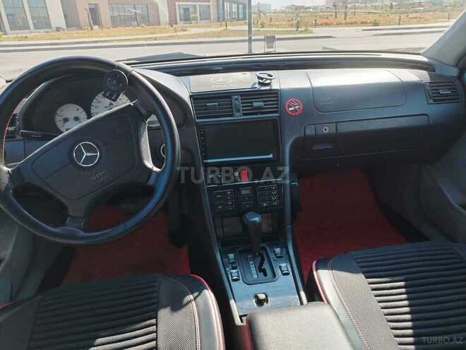 Mercedes C 220-11