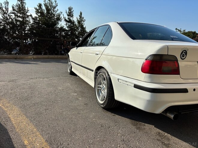 BMW 525-8