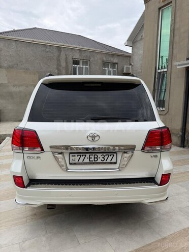 Toyota Land Cruiser-2