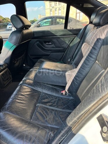 BMW 525-11