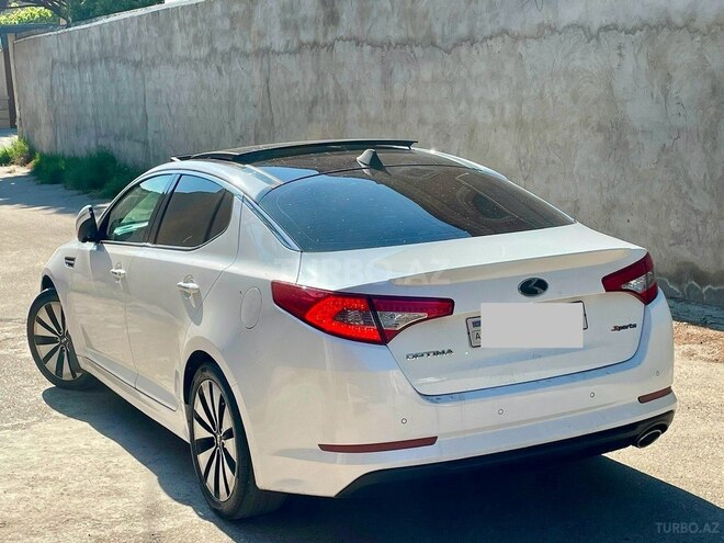Kia Optima-5