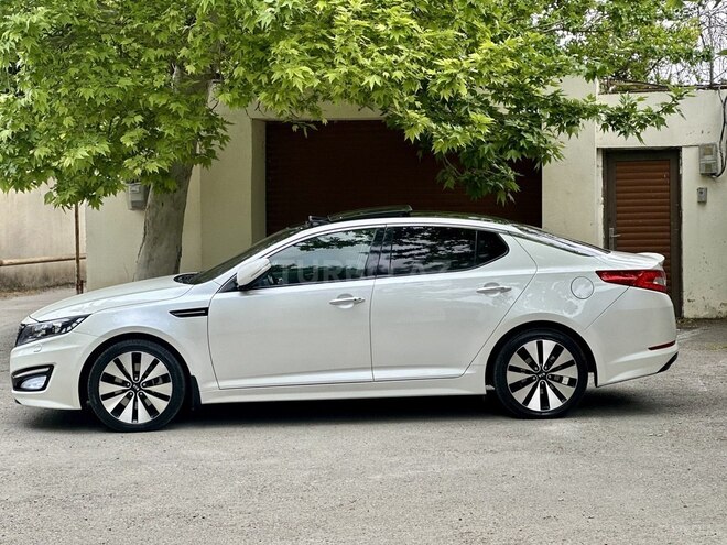 Kia Optima-3