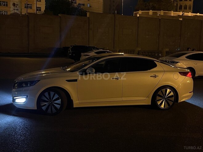 Kia Optima-4