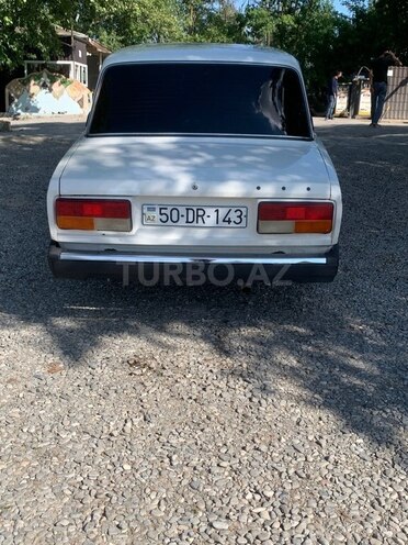 LADA (VAZ) 2107-2