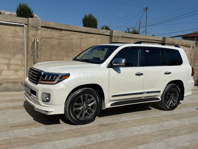 Toyota Land Cruiser-15