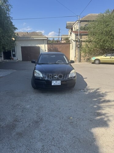 Kia Rio-1