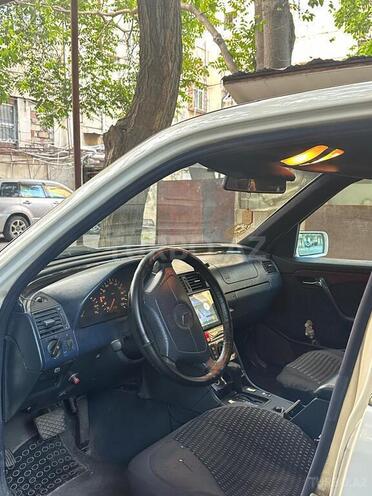 Mercedes C 220-8