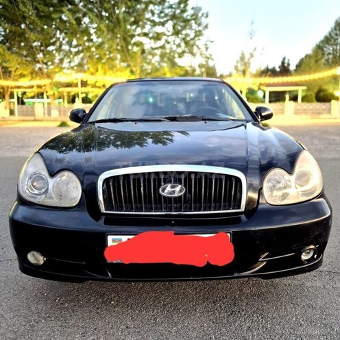 Hyundai Sonata-1
