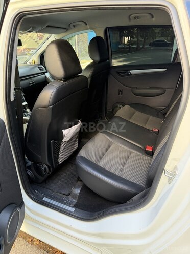 Mercedes B 170-10