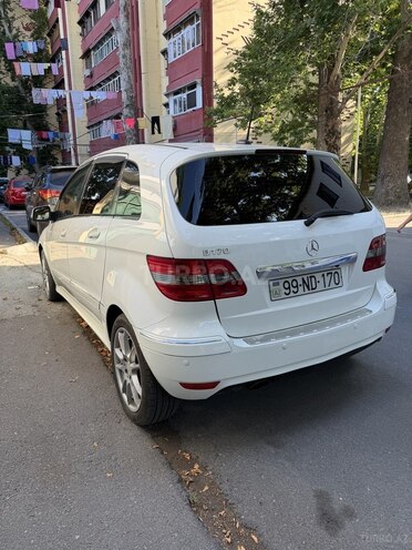 Mercedes B 170-5