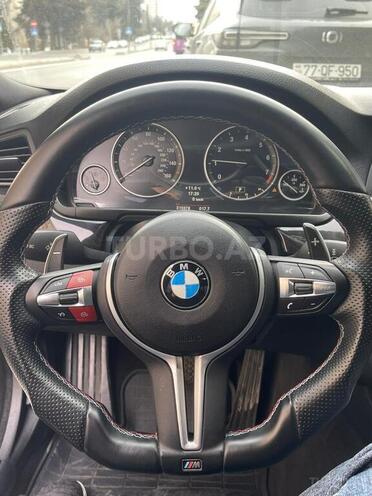 BMW 528-2