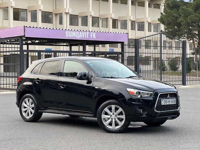 Mitsubishi Outlander Sport-9