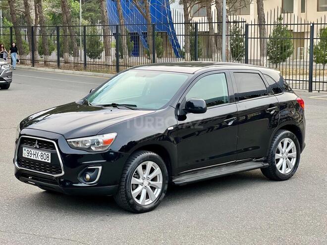 Mitsubishi Outlander Sport-2