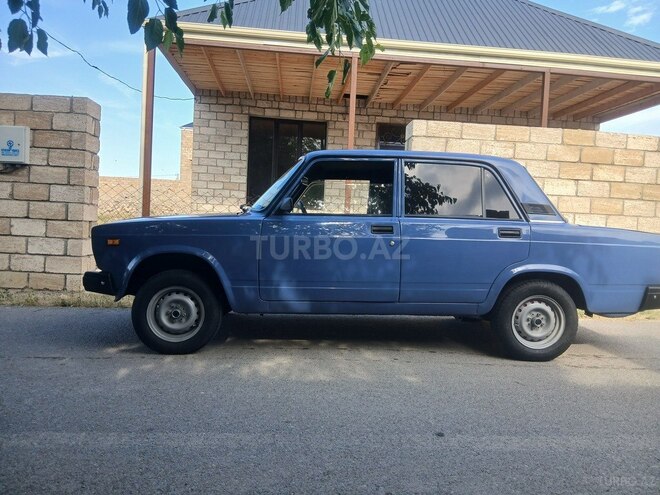 LADA (VAZ) 2107-5