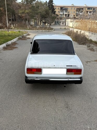 LADA (VAZ) 2107-2