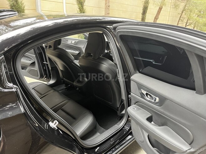 Volvo S60-10