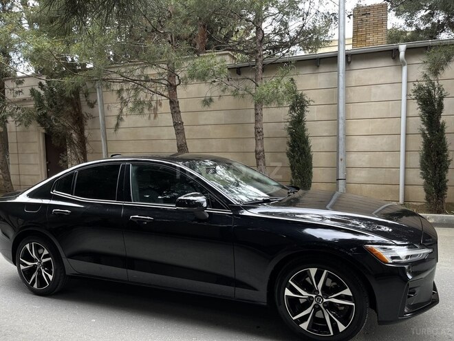 Volvo S60-4