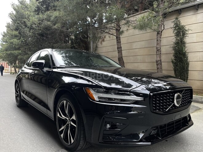 Volvo S60-2