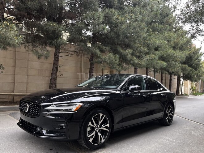 Volvo S60-5