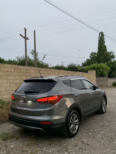 Hyundai Santa Fe-5