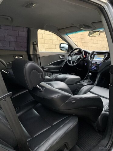 Hyundai Santa Fe-11