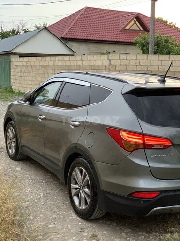 Hyundai Santa Fe-8