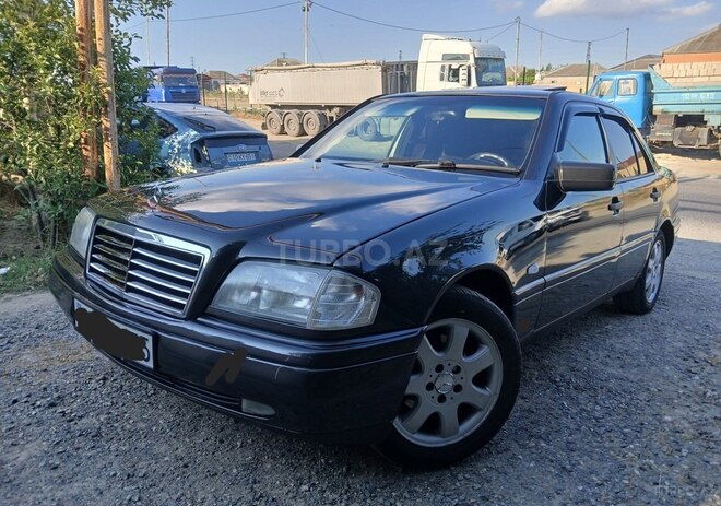 Mercedes C 200-2