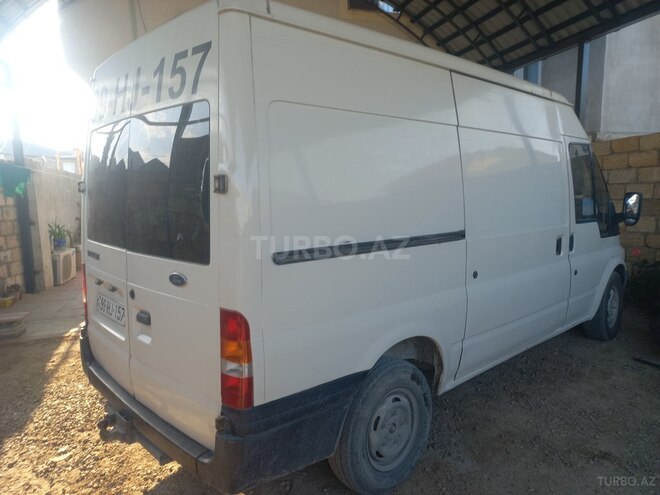 Ford Transit-2