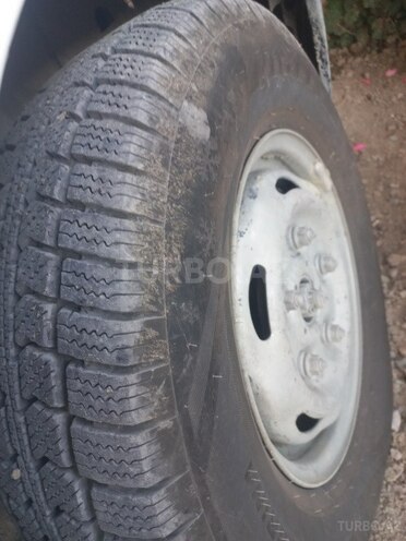 Ford Transit-9