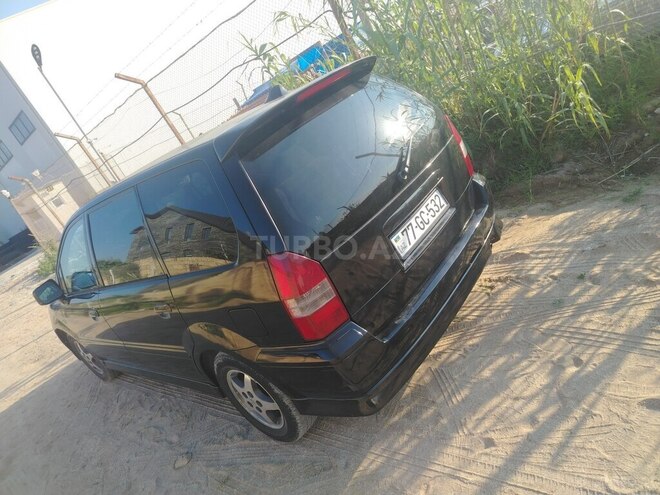 Mitsubishi Chariot Grandis-8