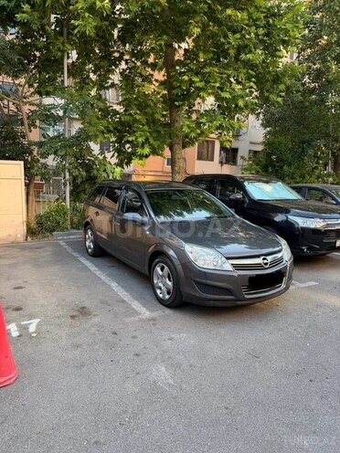 Opel Astra-2