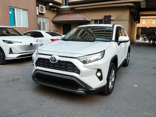 Toyota RAV4-1