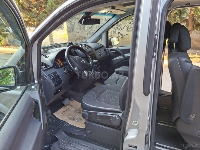Mercedes Vito 120 CDI-11