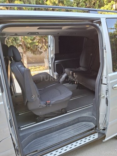 Mercedes Vito 120 CDI-12